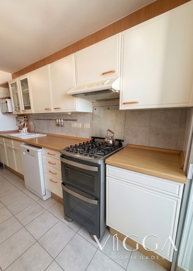 Apartamento ID.126 - Apartamento en venta tres dormitorios Punta del Este