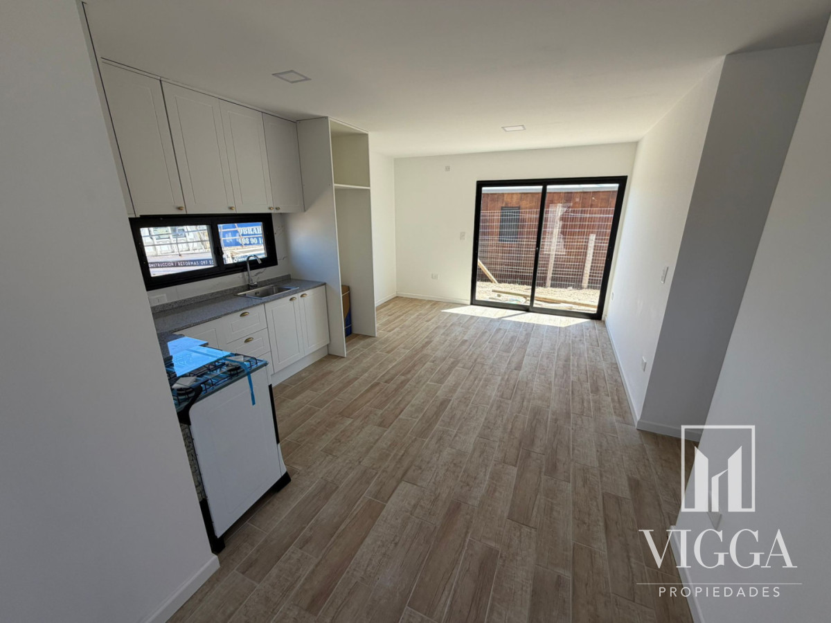 Apartamento ID.142 - Apartamento en venta dos dormitorios Altos de la Laguna