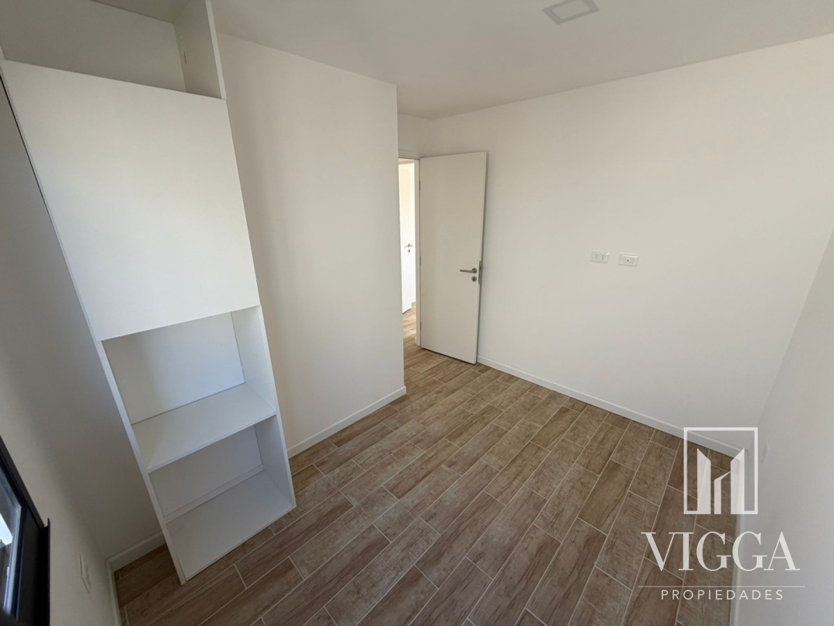 Apartamento ID.142 - Apartamento en venta dos dormitorios Altos de la Laguna