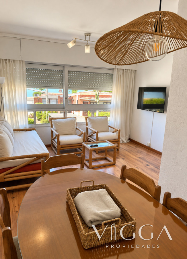 Apartamento ID.325 - Venta apartamento dos dormitorios Punta del Este