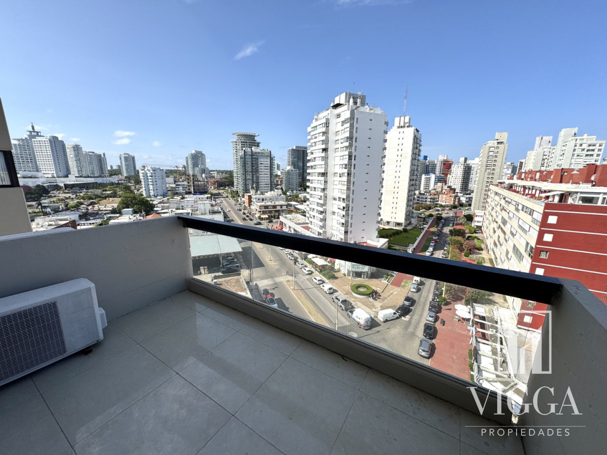 Apartamento ID.28 - Departamento Venta Parquemar Center 4 dormitorios