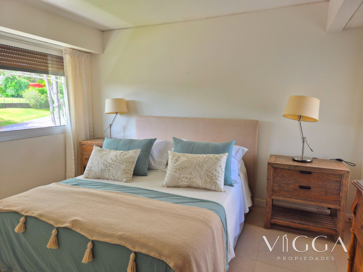 Apartamento ID.87 - Apartamento en venta 4 dormitorios Punta del Este