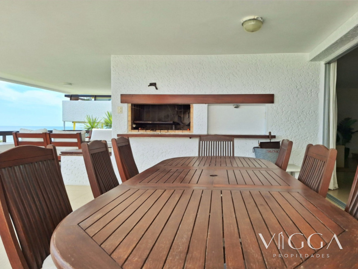 Apartamento ID.87 - Apartamento en venta 4 dormitorios Punta del Este