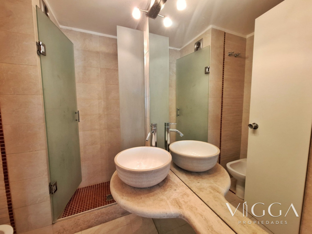 Apartamento ID.87 - Apartamento en venta 4 dormitorios Punta del Este