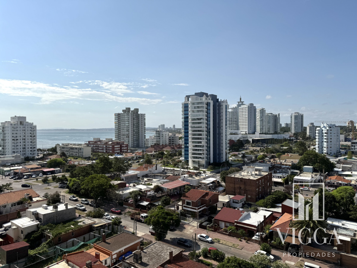 Apartamento ID.28 - Departamento Venta Parquemar Center 4 dormitorios