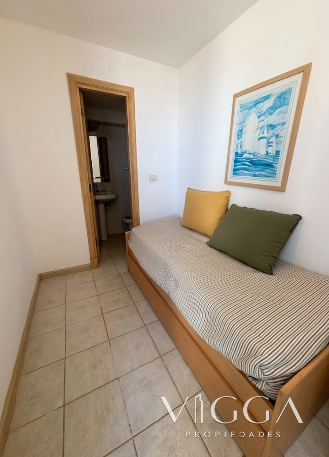 Apartamento ID.126 - Apartamento en venta tres dormitorios Punta del Este
