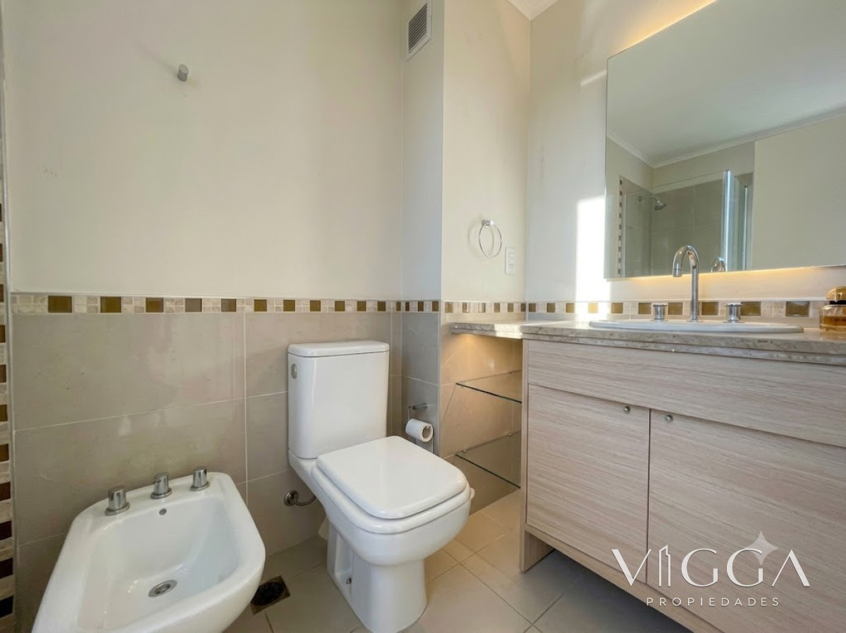 Apartamento ID.54 - Departamento de tres dormitorios Ocean Drive Punta del Este