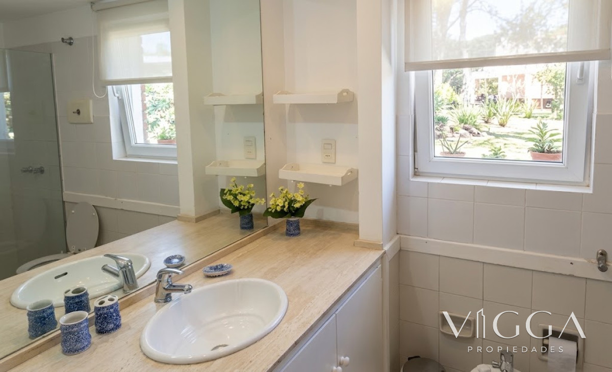 Apartamento ID.124/ - Apartamento en venta dos dormitorios Punta del Este