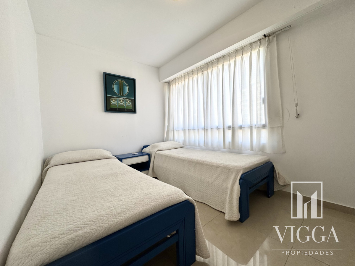 Apartamento ID.28 - Departamento Venta Parquemar Center 4 dormitorios