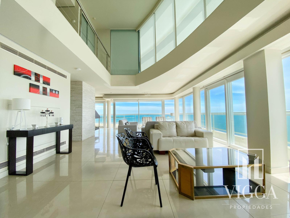 Apartamento ID.13 - Penthouse Aquarela 3 suites y dependencia Punta del Este