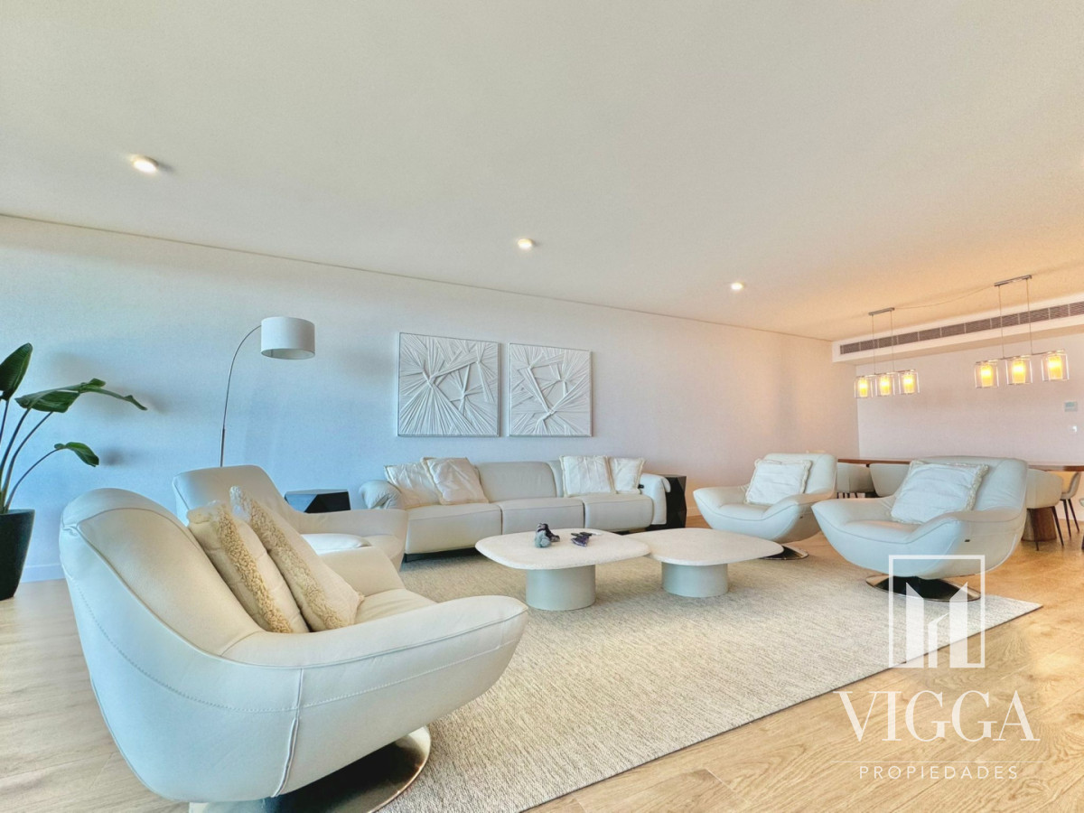 Apartamento ID.56 - Apartamento en alquiler de tres dormitorios en Punta del Este