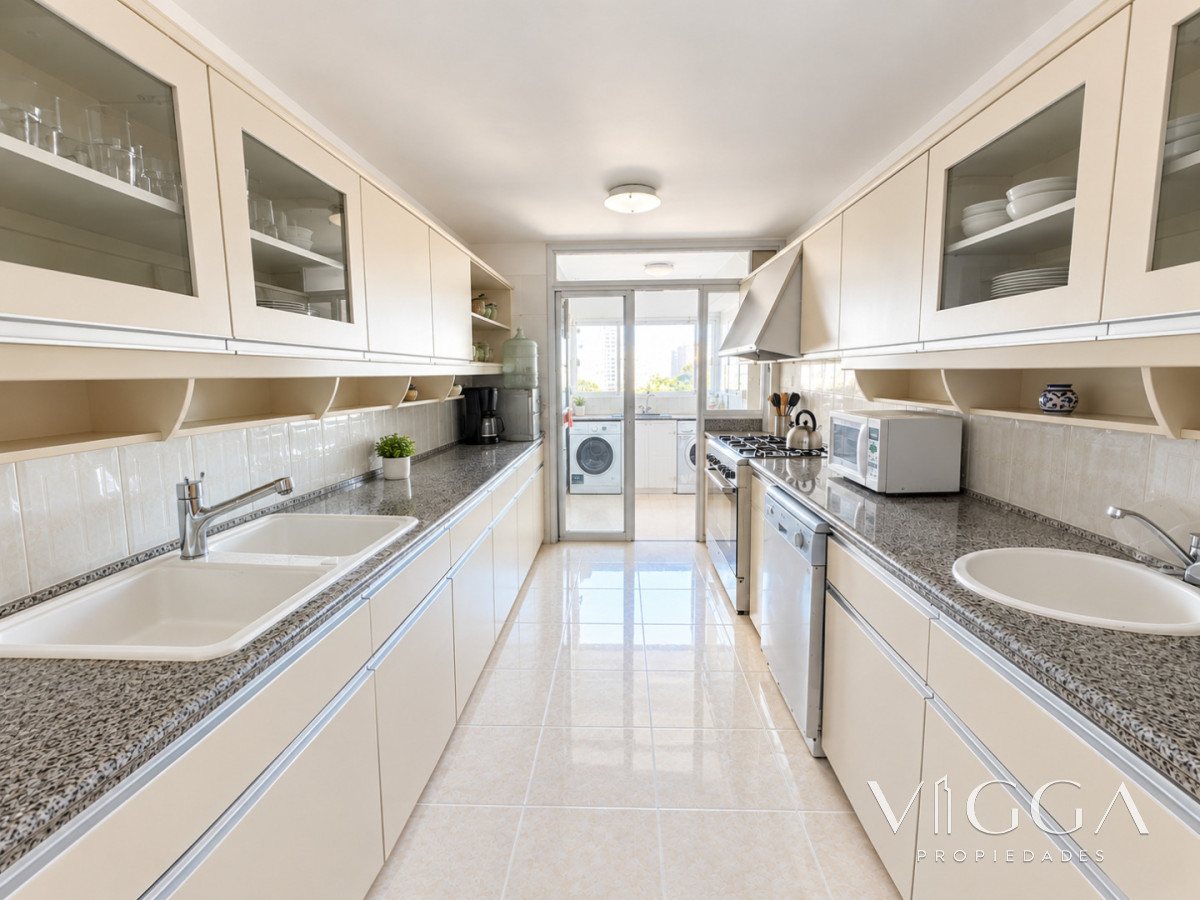 Apartamento ID.160 - Apartamento Venta 3 suites y dependencia Beverly Tower