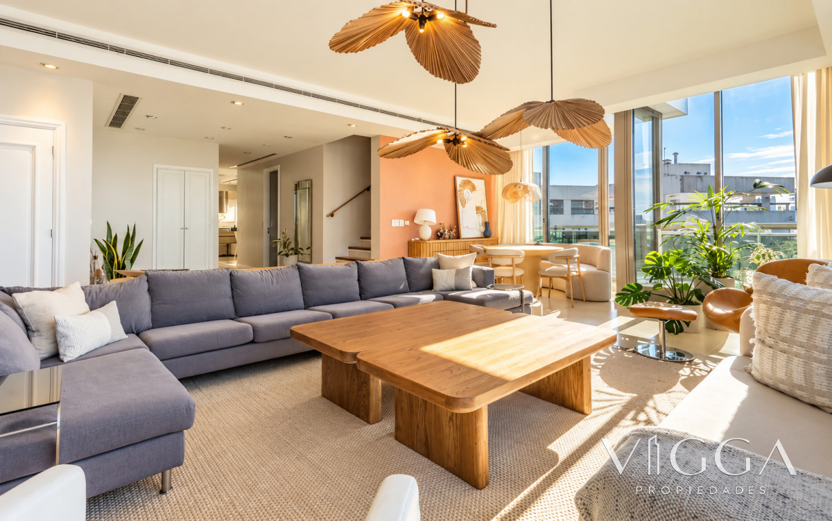 Apartamento ID.217 - Penthouse en Venta en Punta del Este