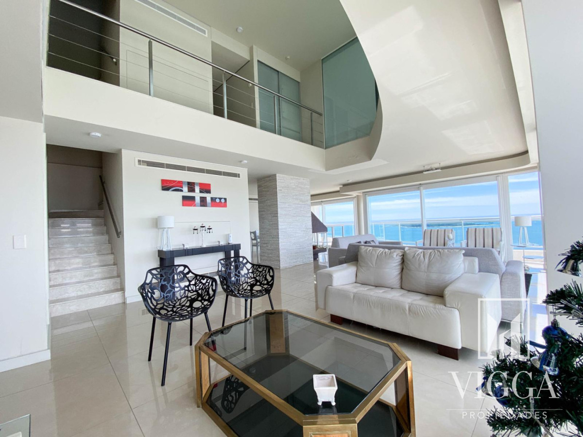 Apartamento ID.13 - Penthouse Aquarela 3 suites y dependencia Punta del Este
