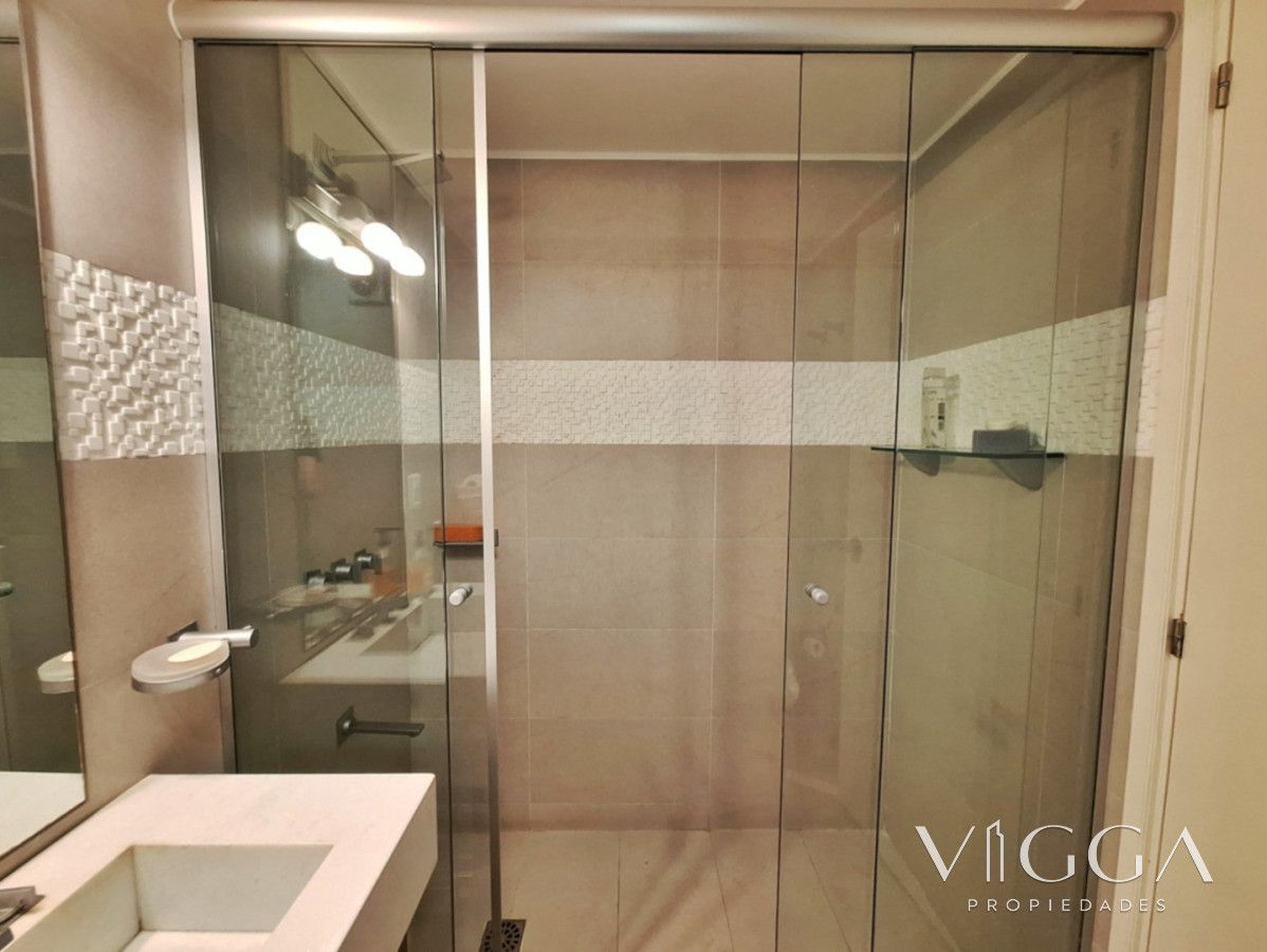 Apartamento ID.87 - Apartamento en venta 4 dormitorios Punta del Este