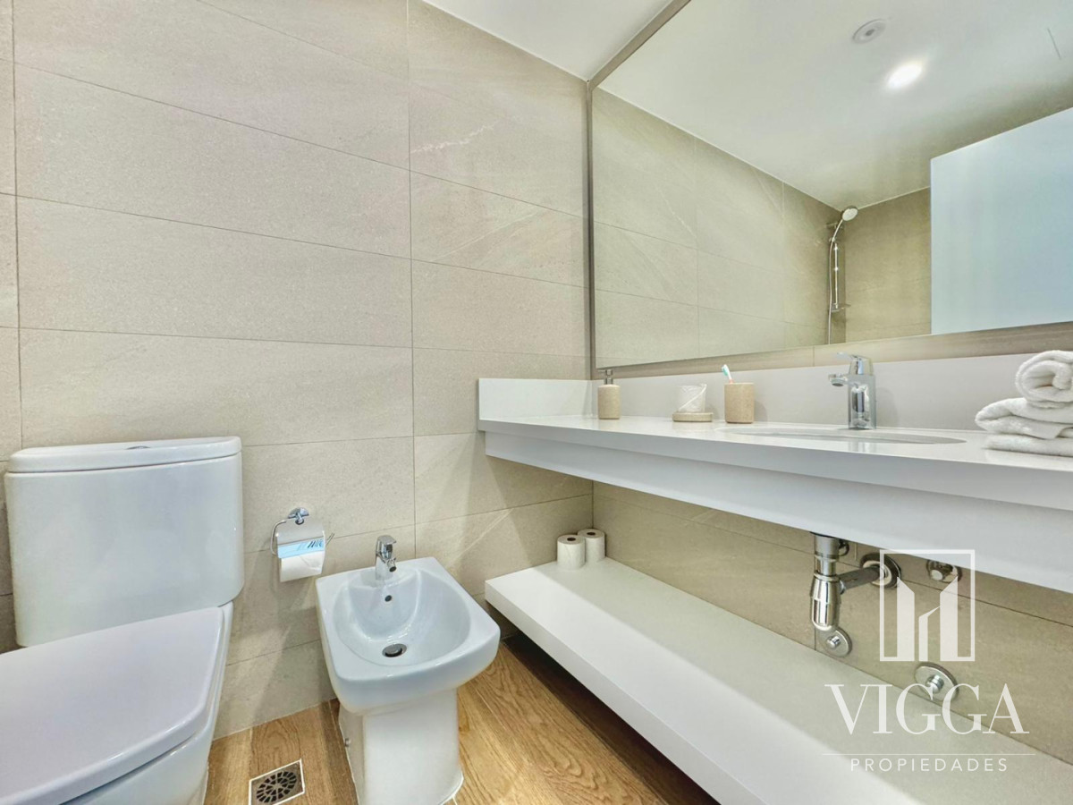 Apartamento ID.56 - Apartamento en alquiler de tres dormitorios en Punta del Este