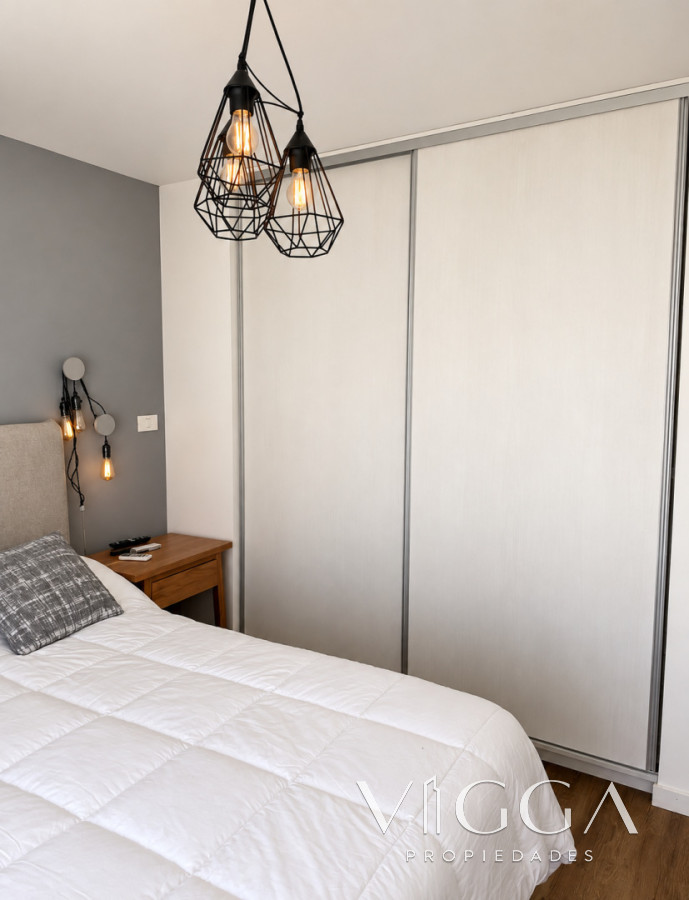 Apartamento ID.260 - Penthouse en Alquiler Playa Mansa Punta del Este 