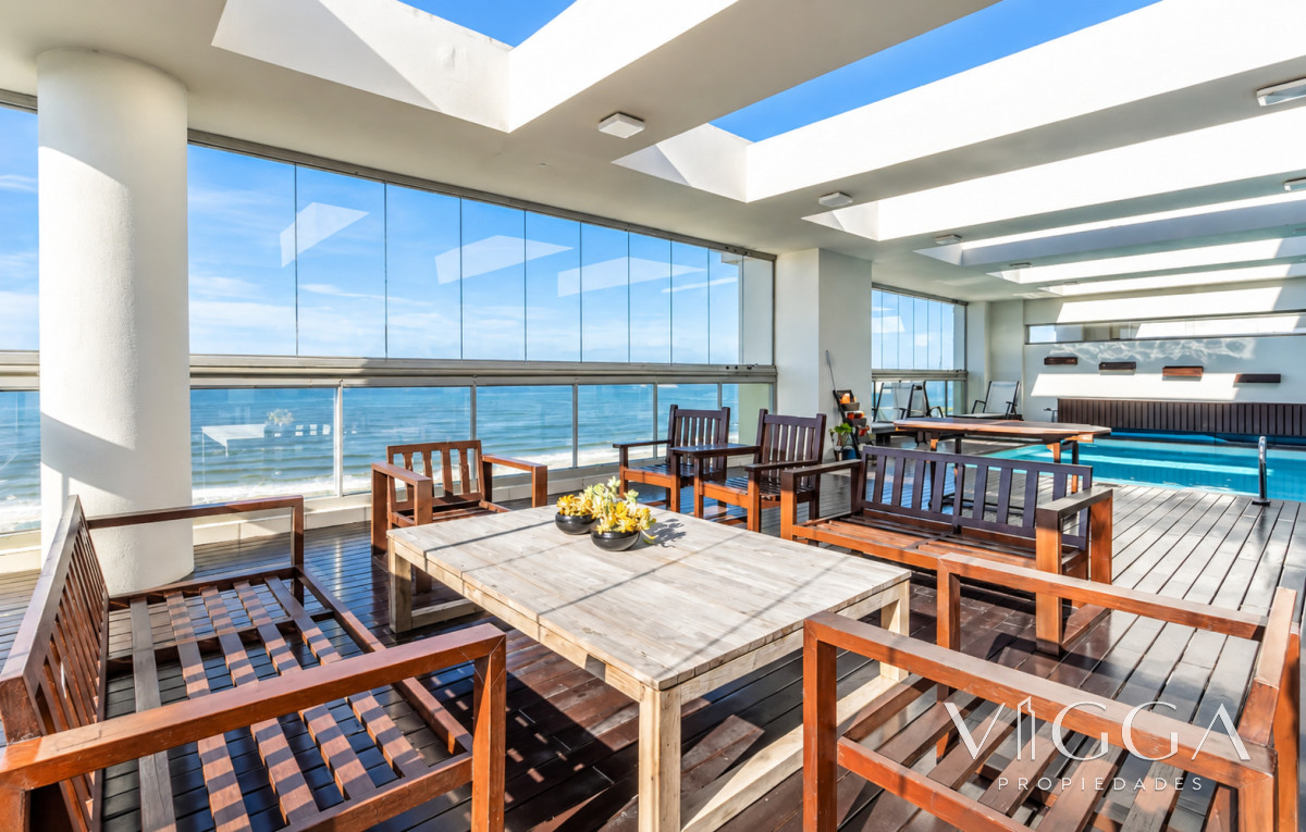 Apartamento ID.217 - Penthouse en Venta en Punta del Este