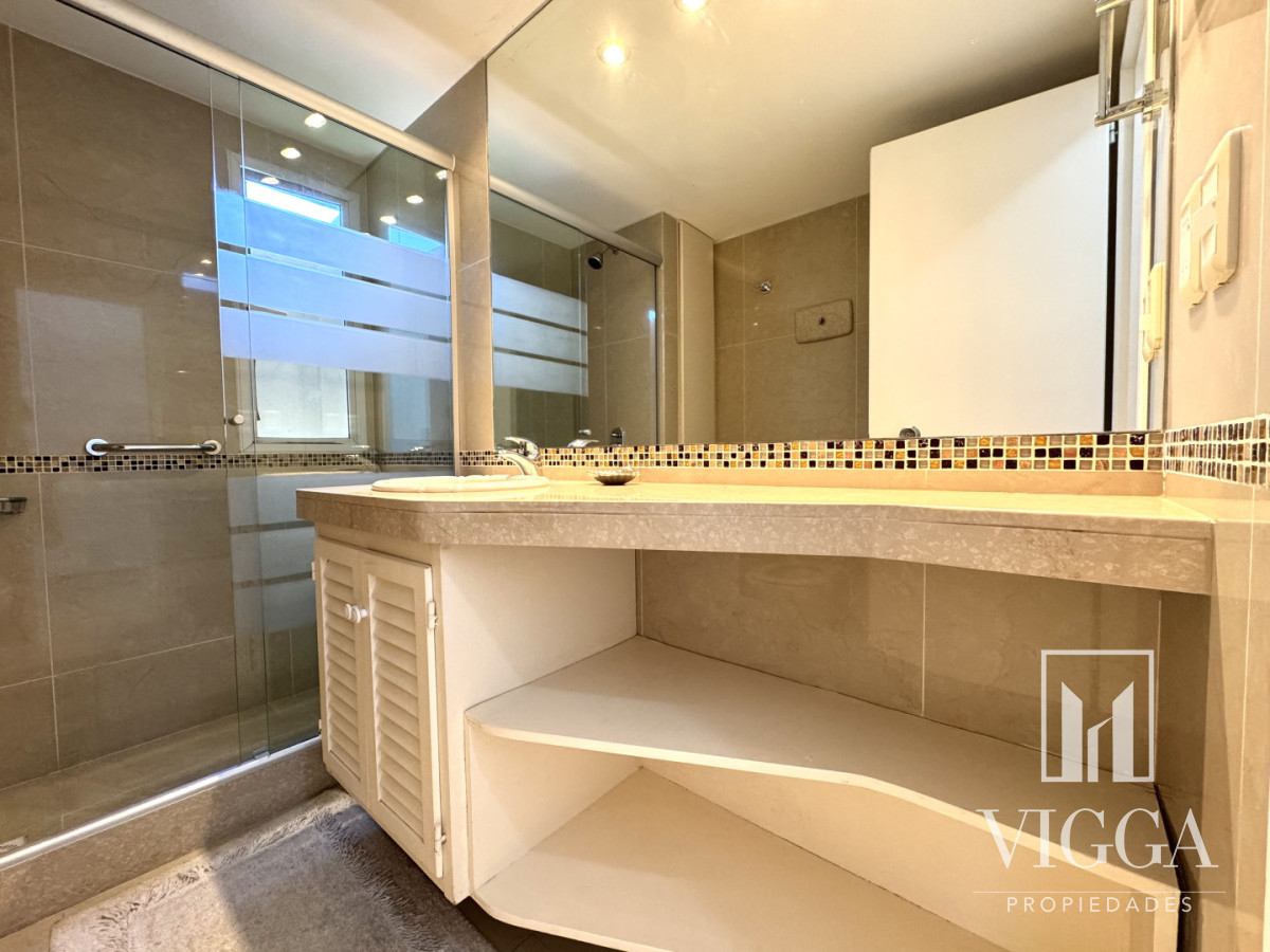 Apartamento ID.28 - Departamento Venta Parquemar Center 4 dormitorios