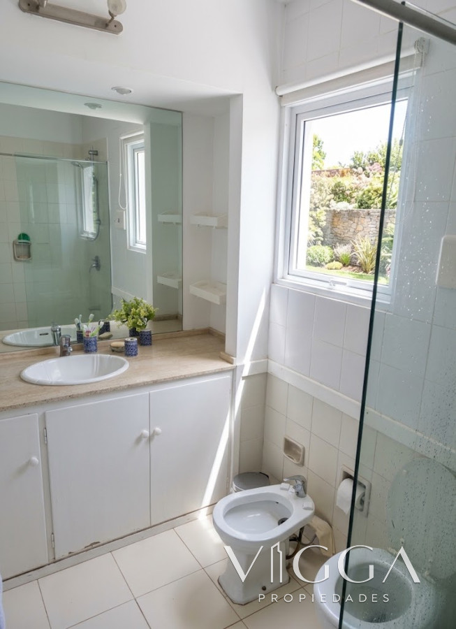 Apartamento ID.124/ - Apartamento en venta dos dormitorios Punta del Este