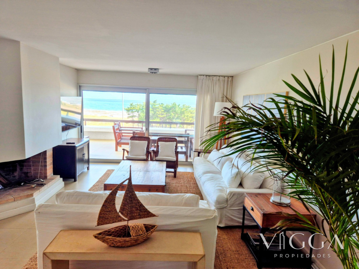 Apartamento ID.87 - Apartamento en venta 4 dormitorios Punta del Este