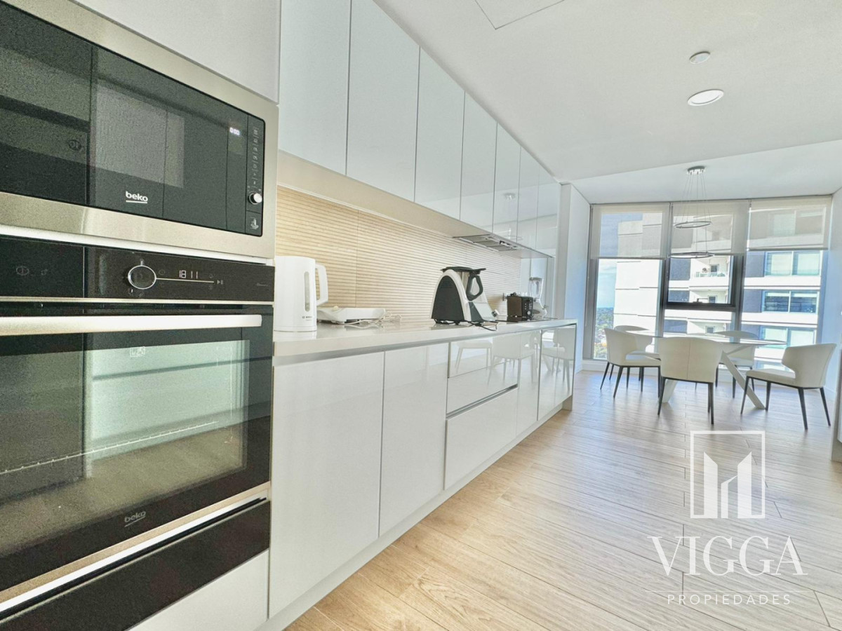 Apartamento ID.56 - Apartamento en alquiler de tres dormitorios en Punta del Este