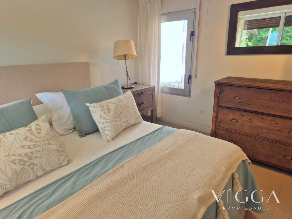 Apartamento ID.87 - Apartamento en venta 4 dormitorios Punta del Este