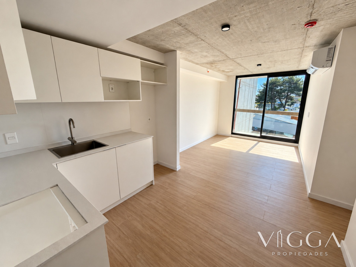 Apartamento ID.303 - Alquiler Anual Mansa Tower 1 dormitorio a estrenar Punta del Este