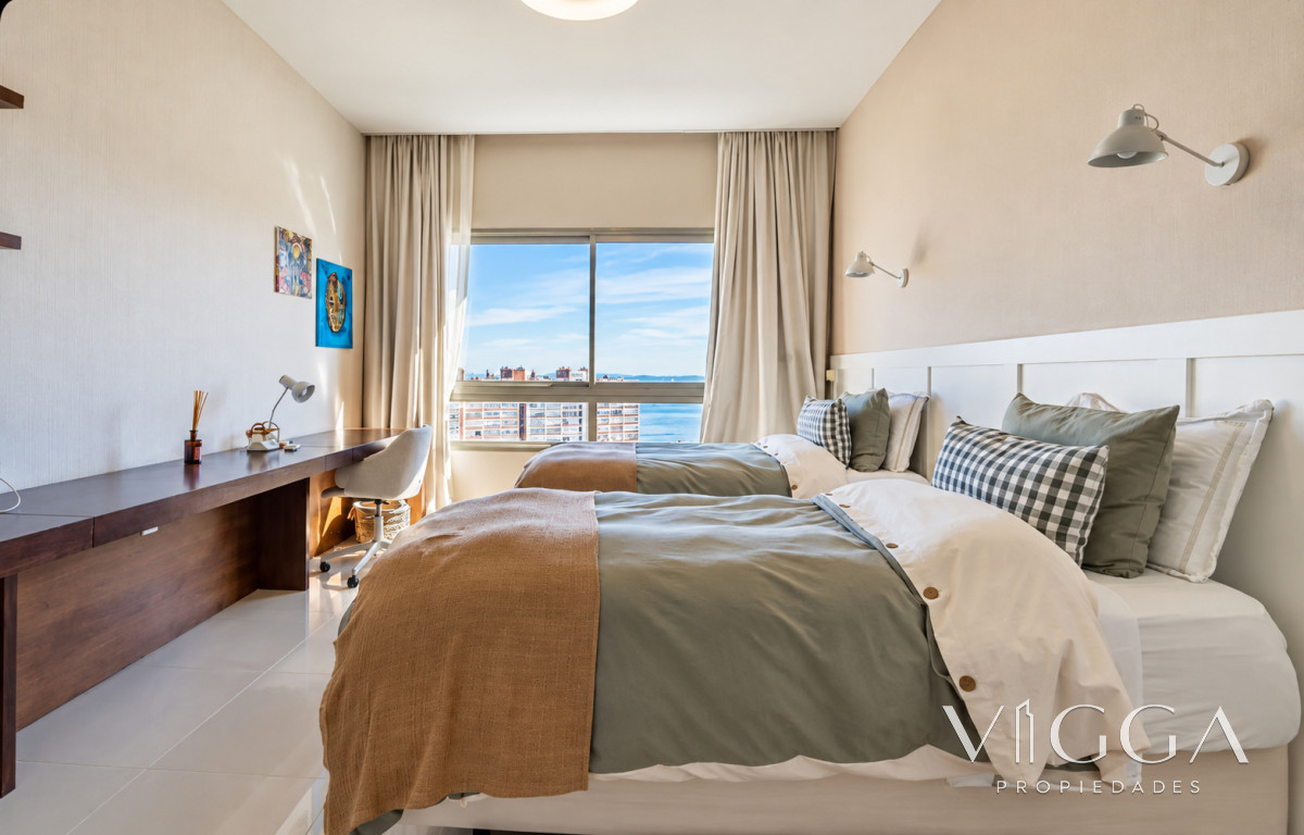 Apartamento ID.217 - Penthouse en Venta en Punta del Este