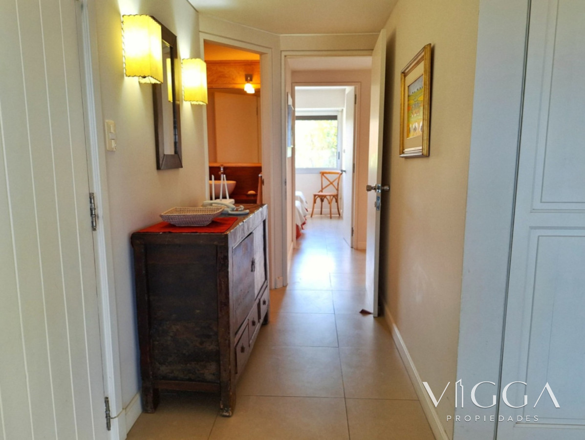 Apartamento ID.87 - Apartamento en venta 4 dormitorios Punta del Este