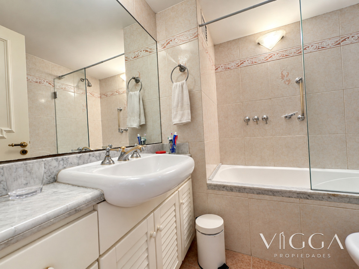 Apartamento ID.160 - Apartamento Venta 3 suites y dependencia Beverly Tower