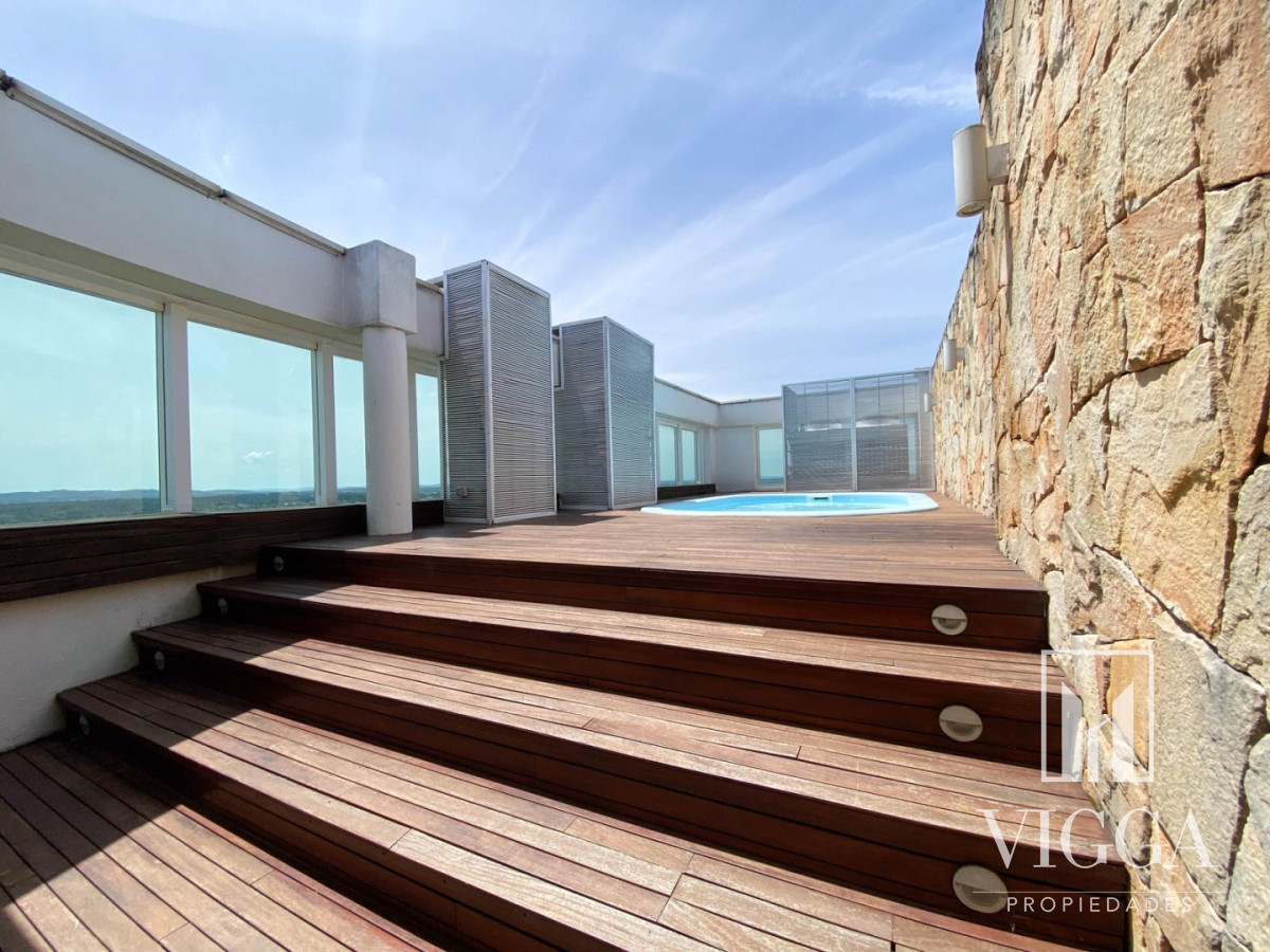 Apartamento ID.13 - Penthouse Aquarela 3 suites y dependencia Punta del Este