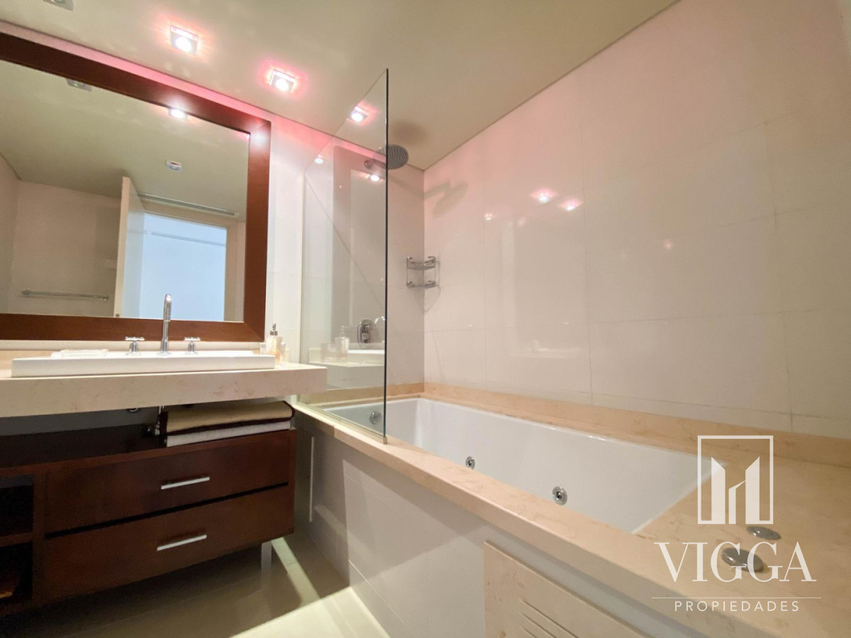 Apartamento ID.13 - Penthouse Aquarela 3 suites y dependencia Punta del Este