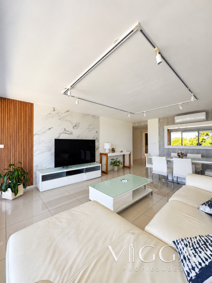 Apartamento ID.218 - Apartamento en Alquiler dos dormitorios Punta del Este