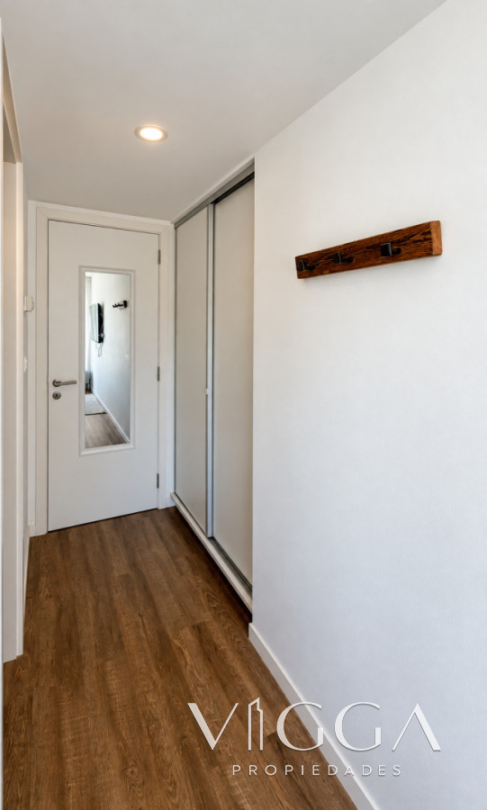 Apartamento ID.260 - Penthouse en Alquiler Playa Mansa Punta del Este 