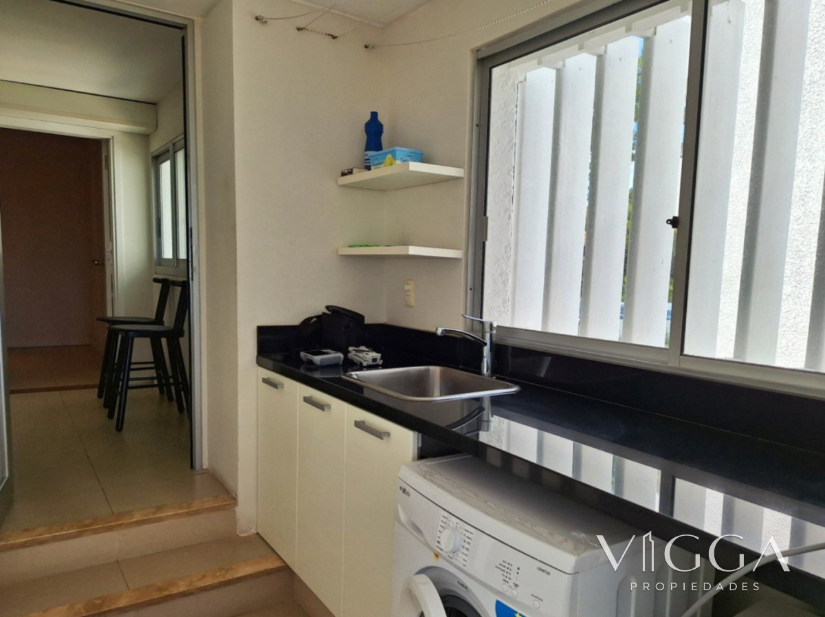 Apartamento ID.87 - Apartamento en venta 4 dormitorios Punta del Este