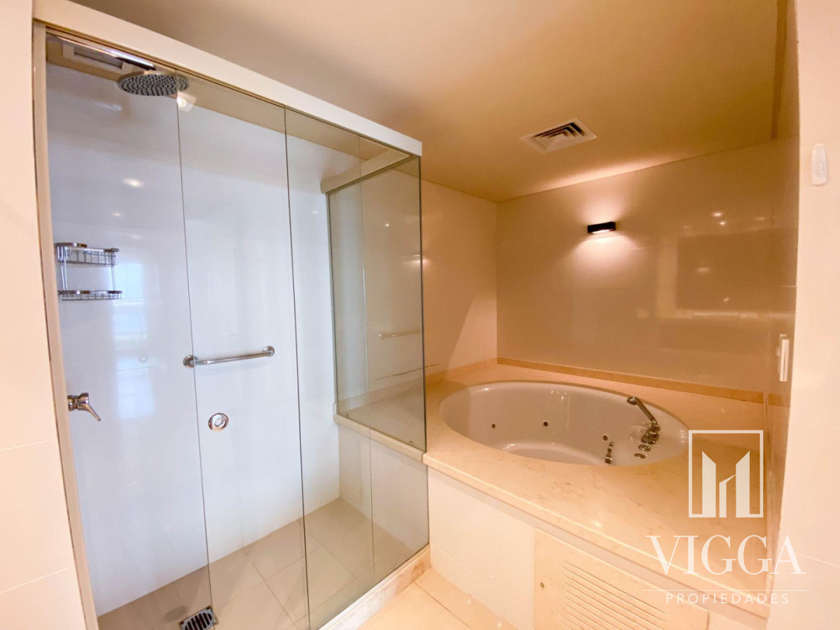 Apartamento ID.13 - Penthouse Aquarela 3 suites y dependencia Punta del Este