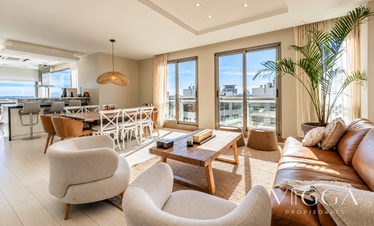 Apartamento ID.217 - Penthouse en Venta en Punta del Este