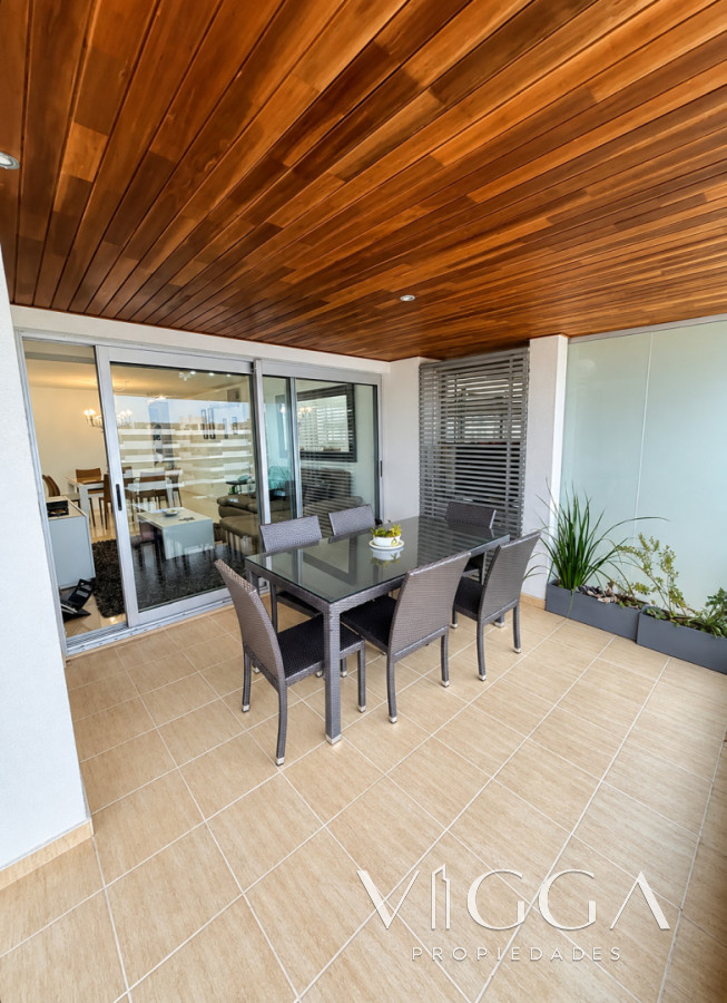 Apartamento ID.222/ - Apartamento en venta tres dormitorios Punta del Este