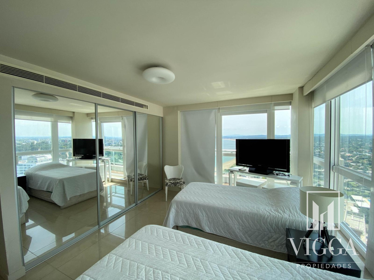 Apartamento ID.13 - Penthouse Aquarela 3 suites y dependencia Punta del Este