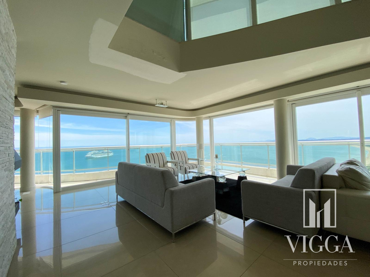 Apartamento ID.13 - Penthouse Aquarela 3 suites y dependencia Punta del Este