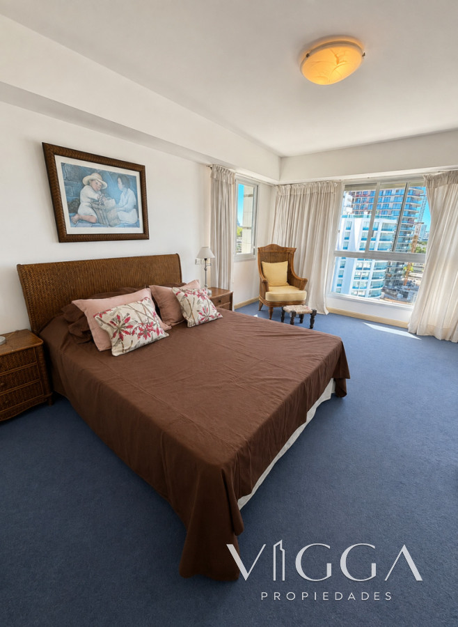 Apartamento ID.126 - Apartamento en venta tres dormitorios Punta del Este