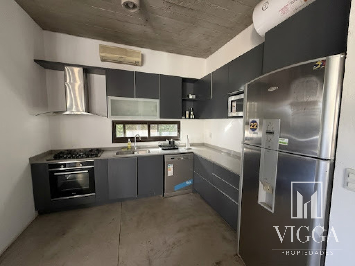 Casa ID.49 - Venta casa 4 suites Barrio privada La Arbolada