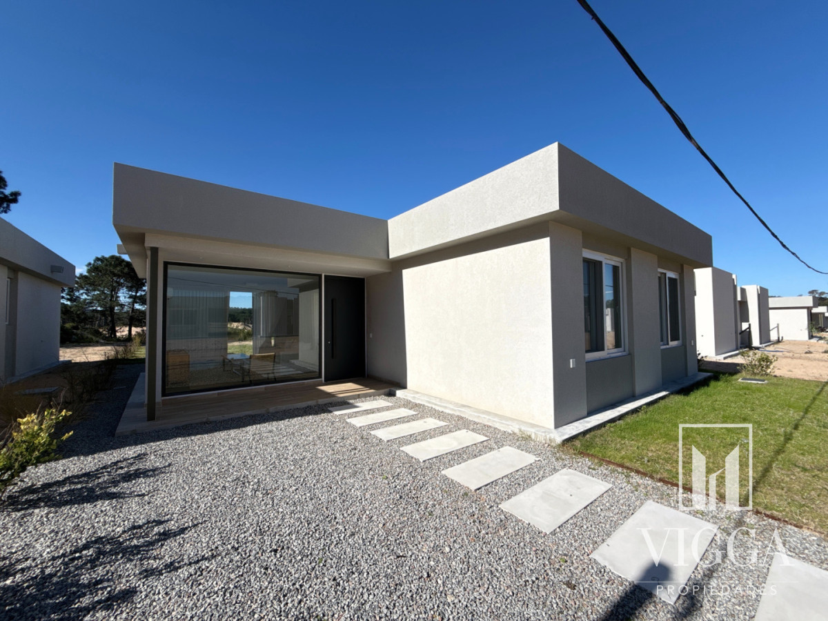 Casa ID.157 - Casa en venta dos dormitorios Club del Lago