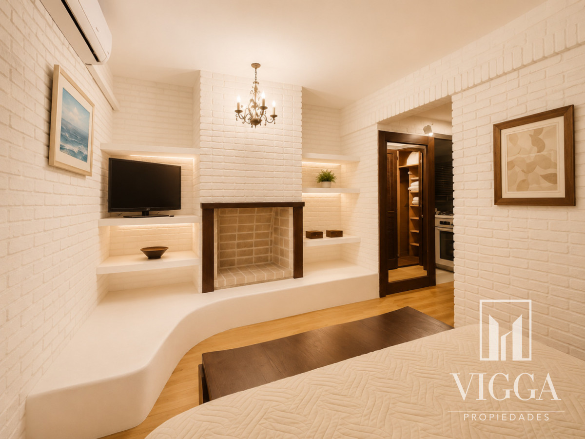 Casa ID.53/ - Casa En Venta de 5 dormitorios con piscina 