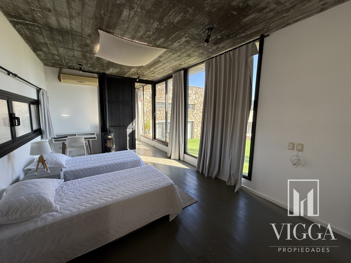 Casa ID.49 - Venta casa 4 suites Barrio privada La Arbolada