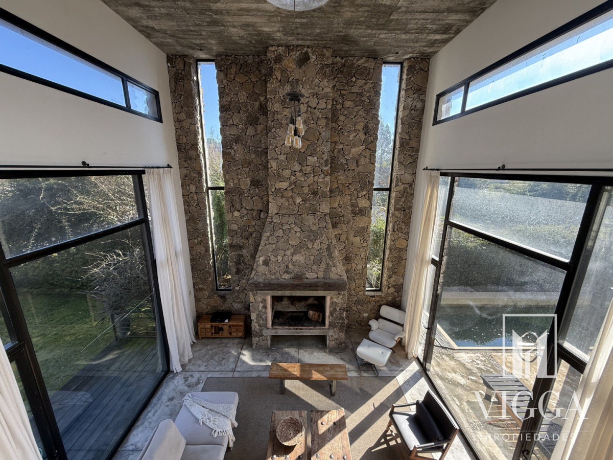 Casa ID.49 - Venta casa 4 suites Barrio privada La Arbolada