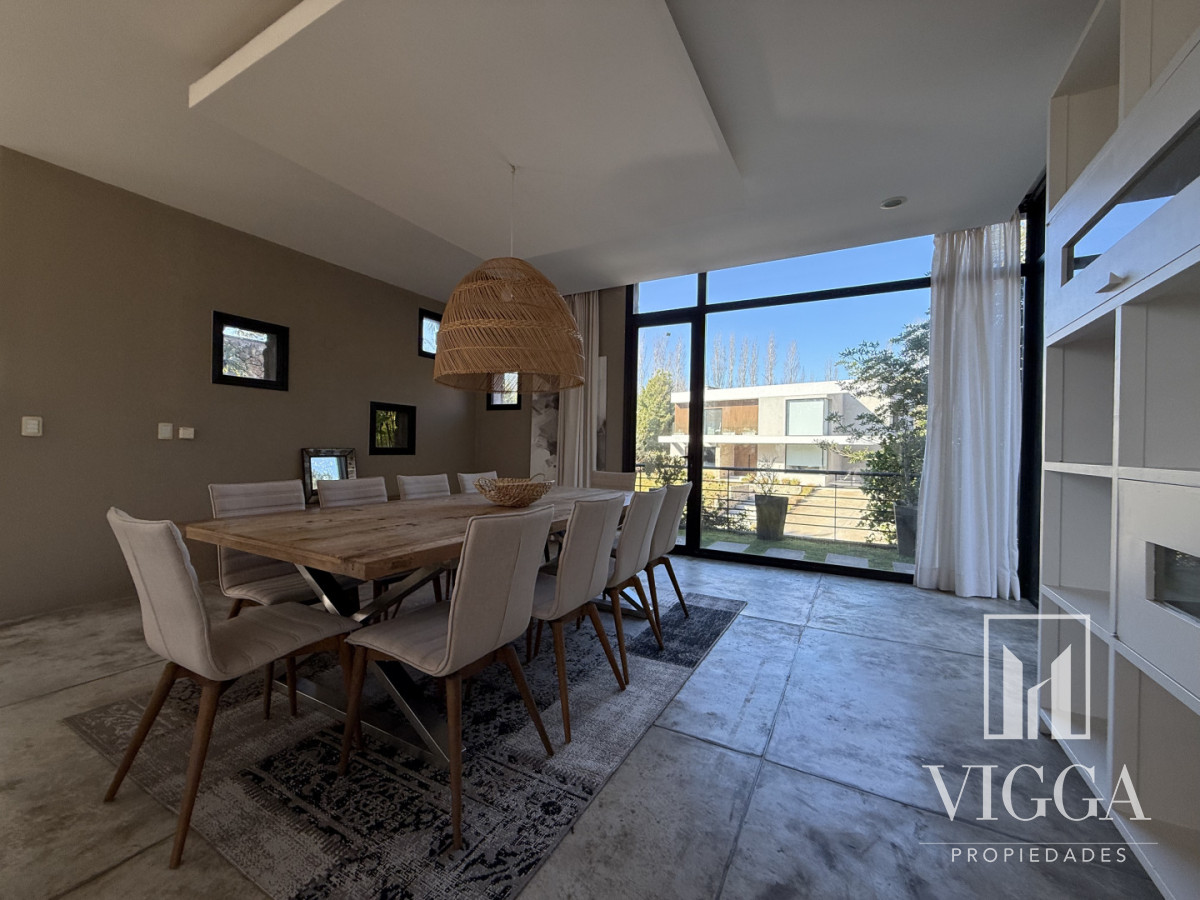 Casa ID.49 - Venta casa 4 suites Barrio privada La Arbolada