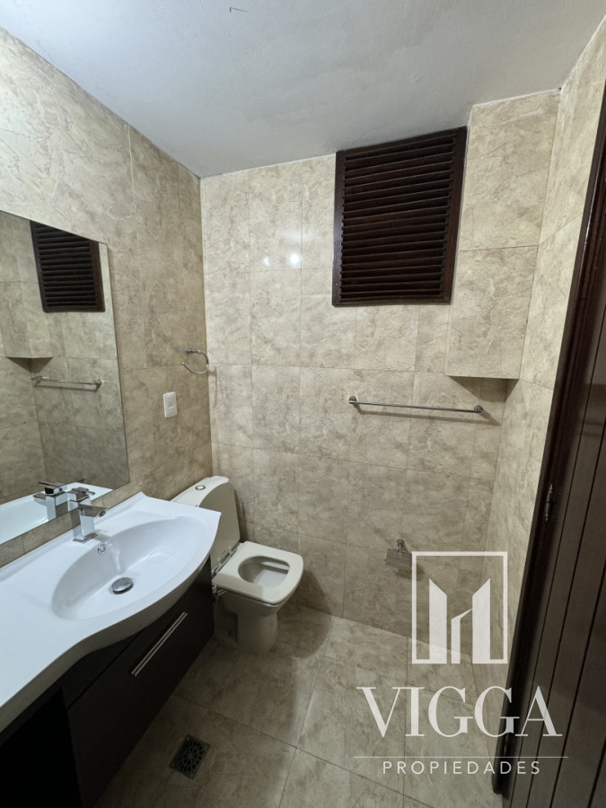 Casa ID.26 - Casa en Venta 4 suites Cantegril Playa Mansa Punta del Este