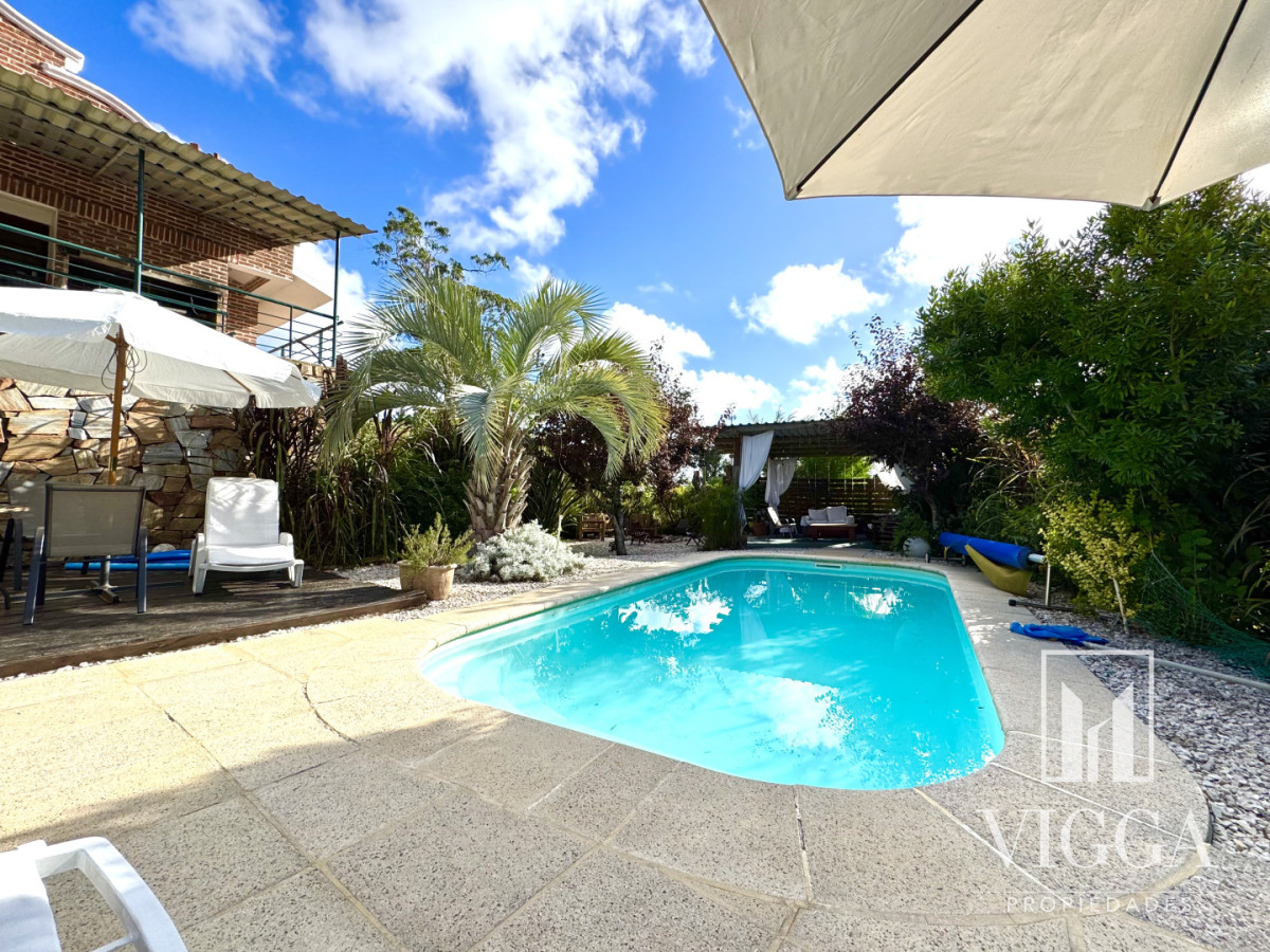 Casa ID.88 - Casa Alquiler 4 dormitorios temporal Marly Punta del Este